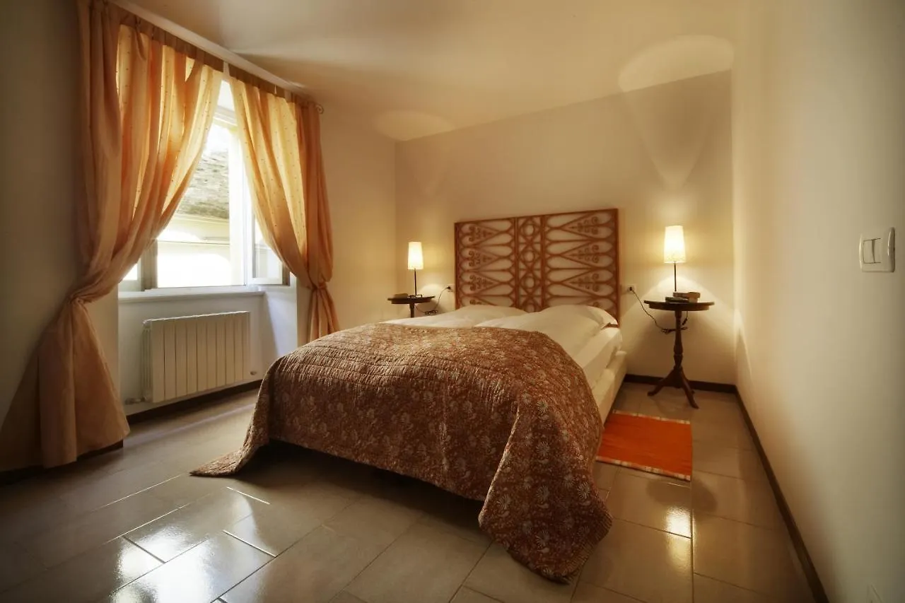Albergo Milano Varenna 3*,
