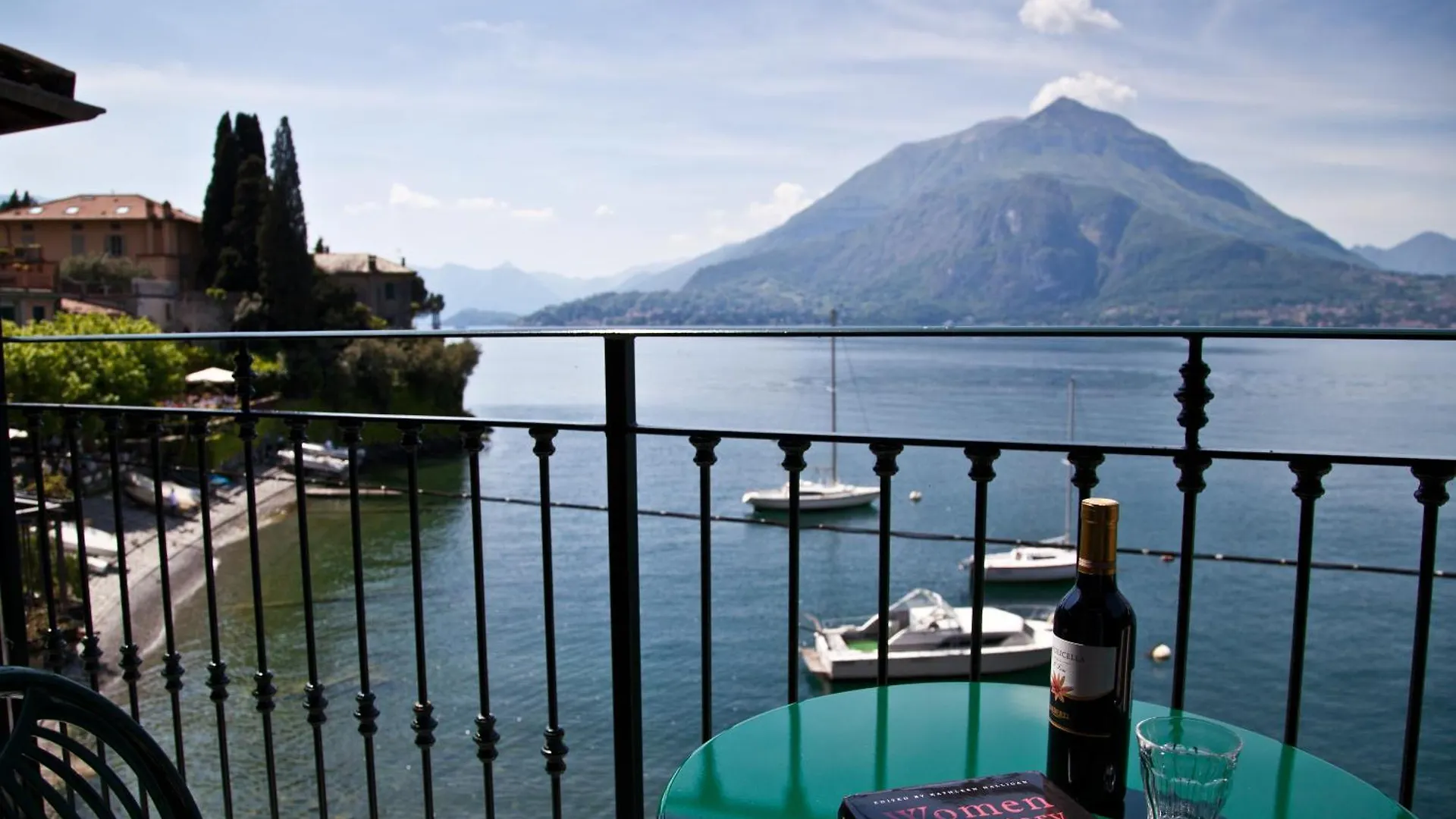 Albergo Milano Varenna 3*,  Italy